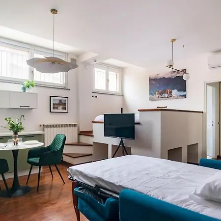 Διαμέρισμα Stylish And Cozy Studio In Isola Μιλάνο