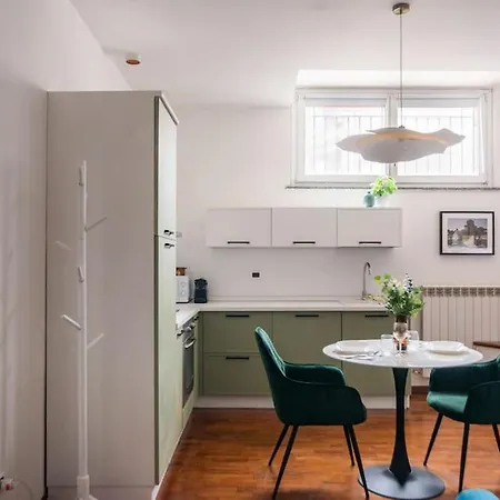 Stylish And Cozy Studio In Isola